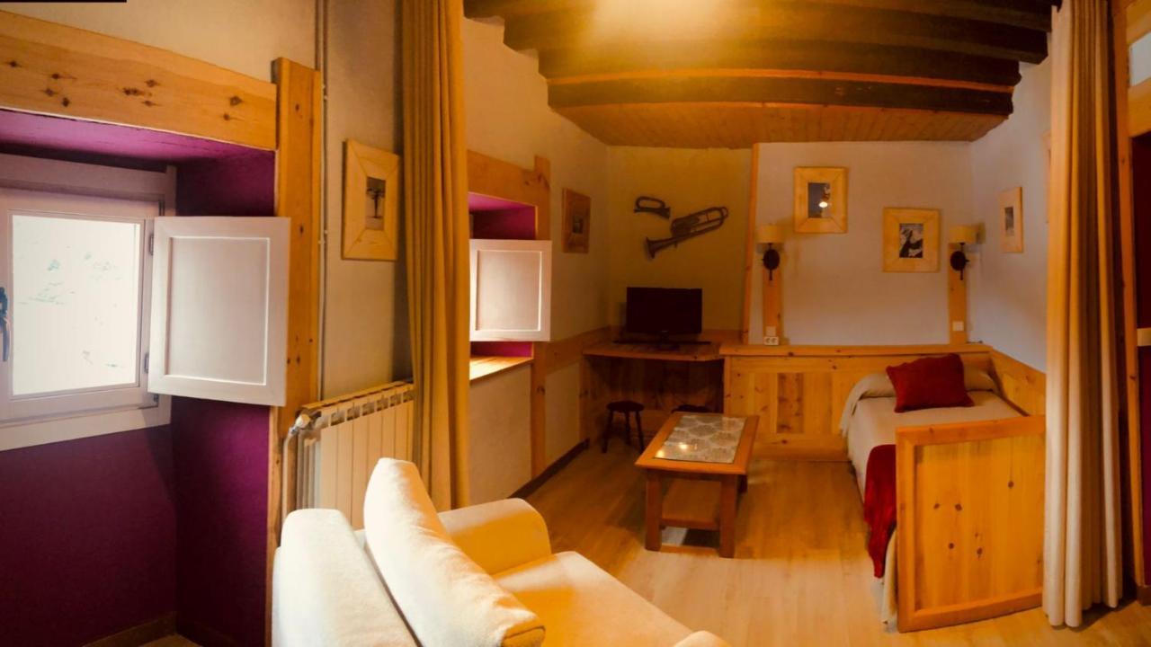 Casa Senera Villa Santa Cruz de la Serós Buitenkant foto